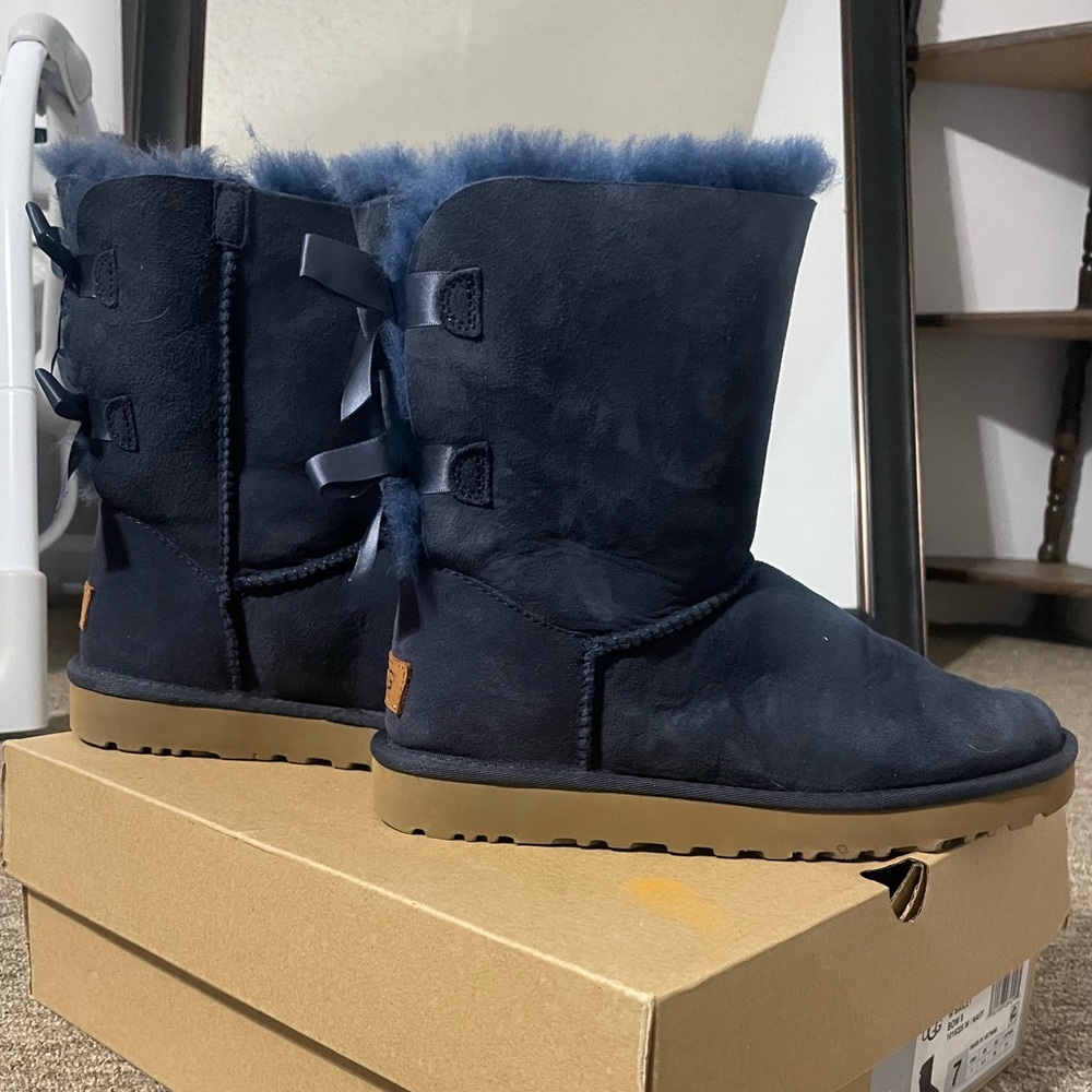 Bailey Bow Uggs - image 3